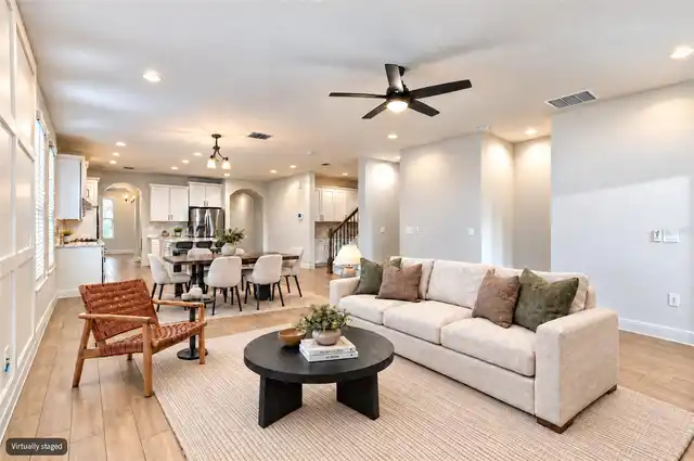 Listing Photo 6