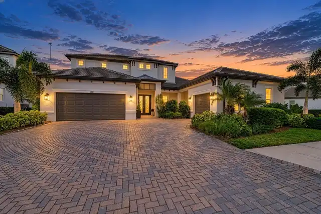Sarasota Real Estate