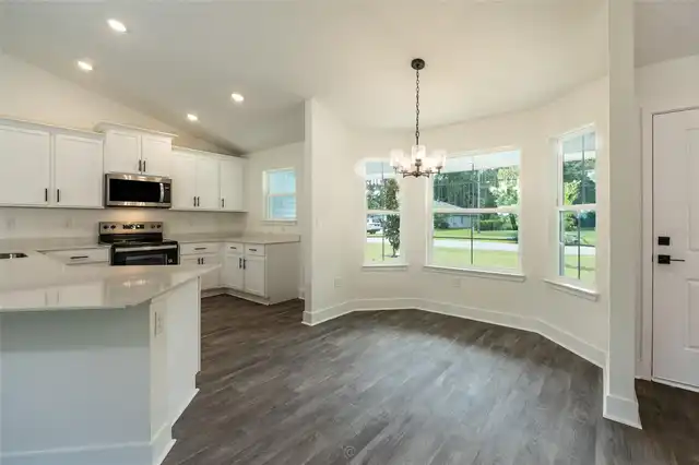 Listing Photo 6