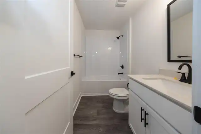 Listing Photo 22
