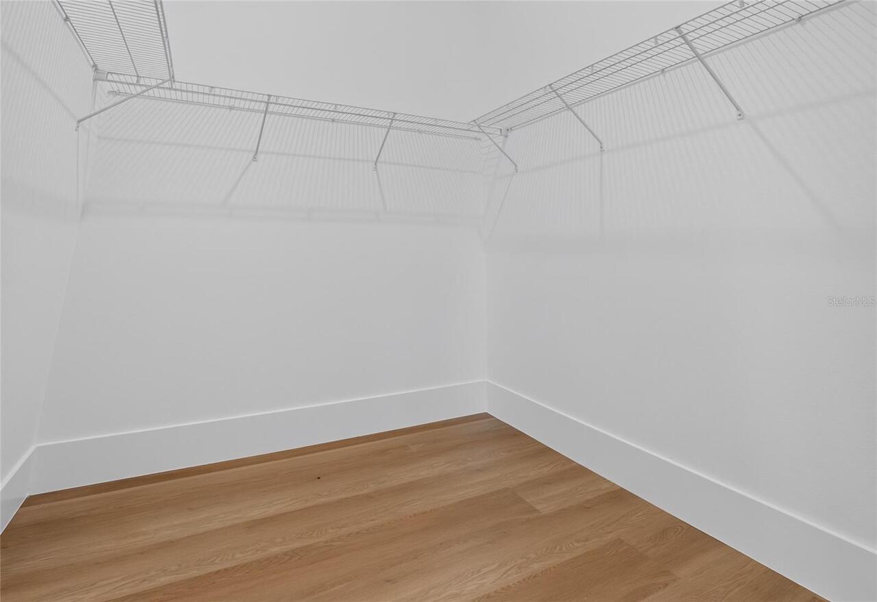Listing Photo 33