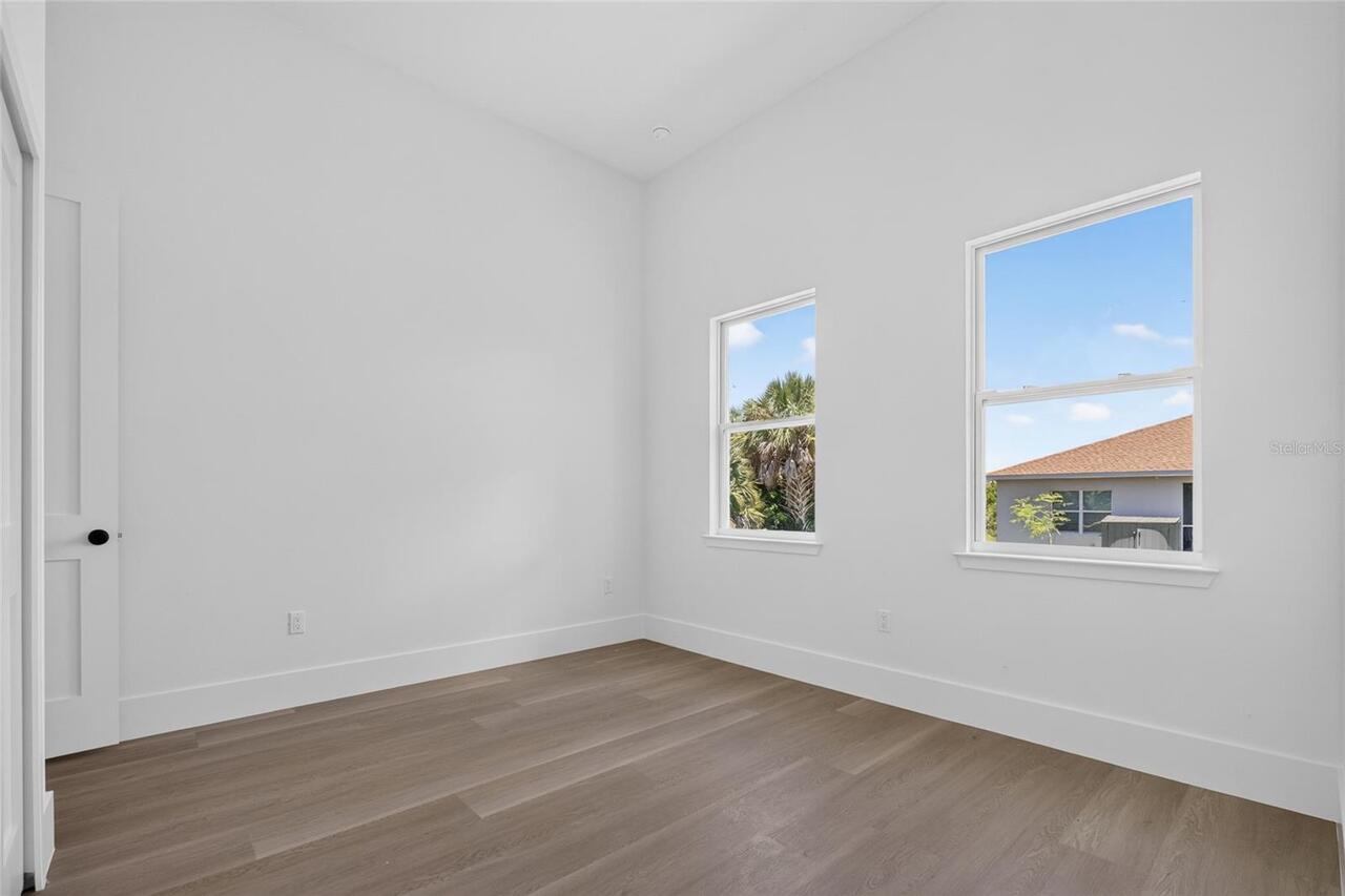 Listing Photo 42