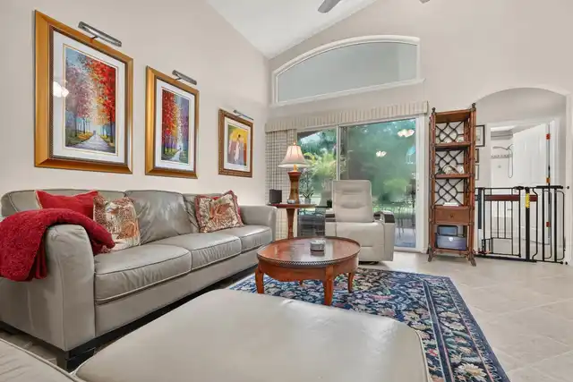 Listing Photo 15