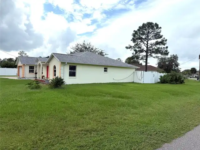Listing Photo 7