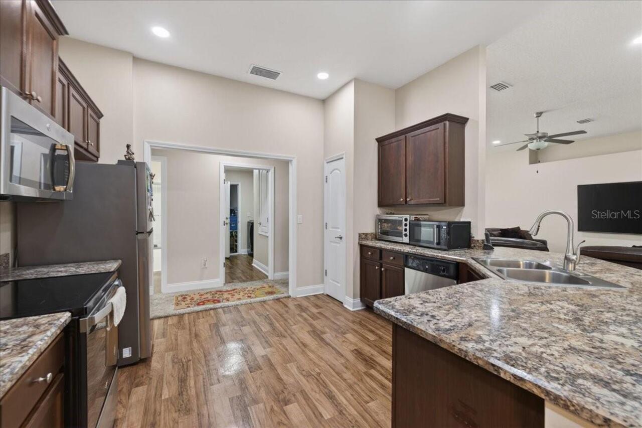Listing Photo 18
