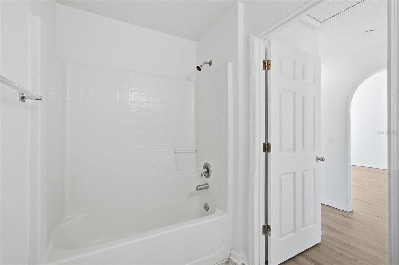 Listing Photo 20