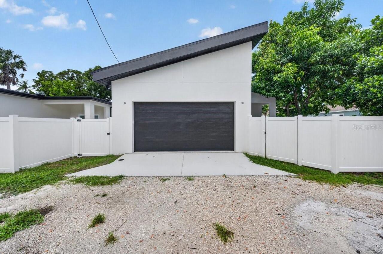 Listing Photo 20