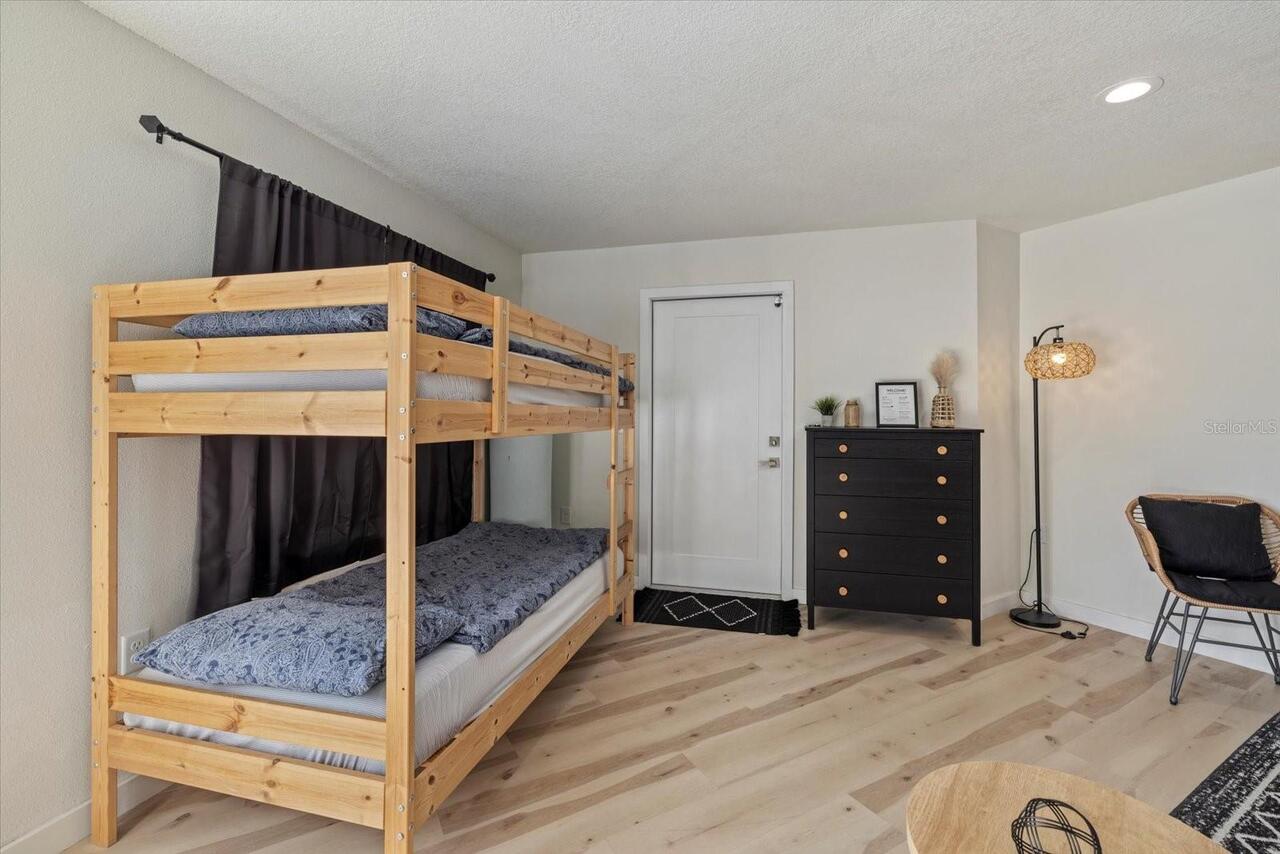 Listing Photo 42