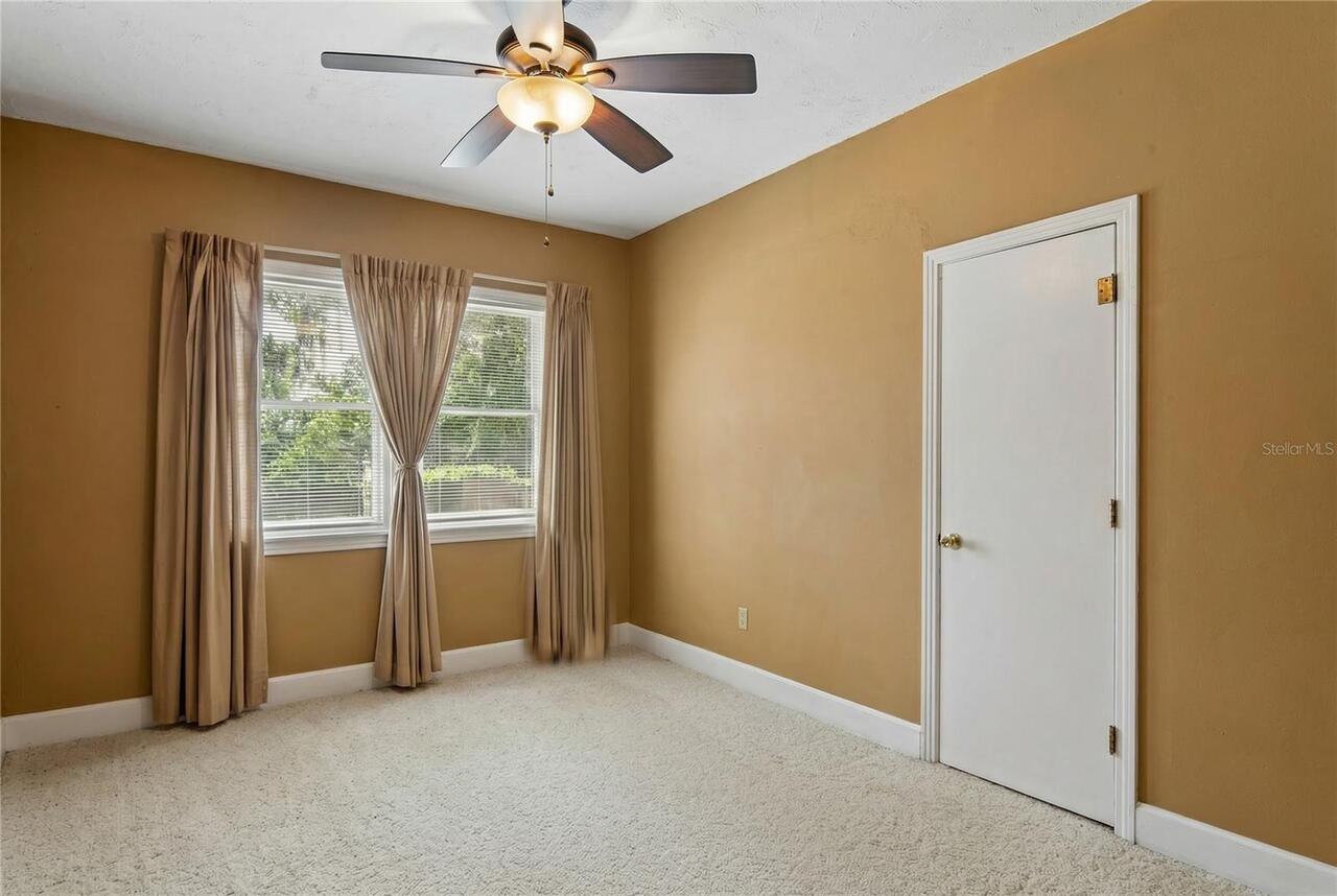 Listing Photo 33