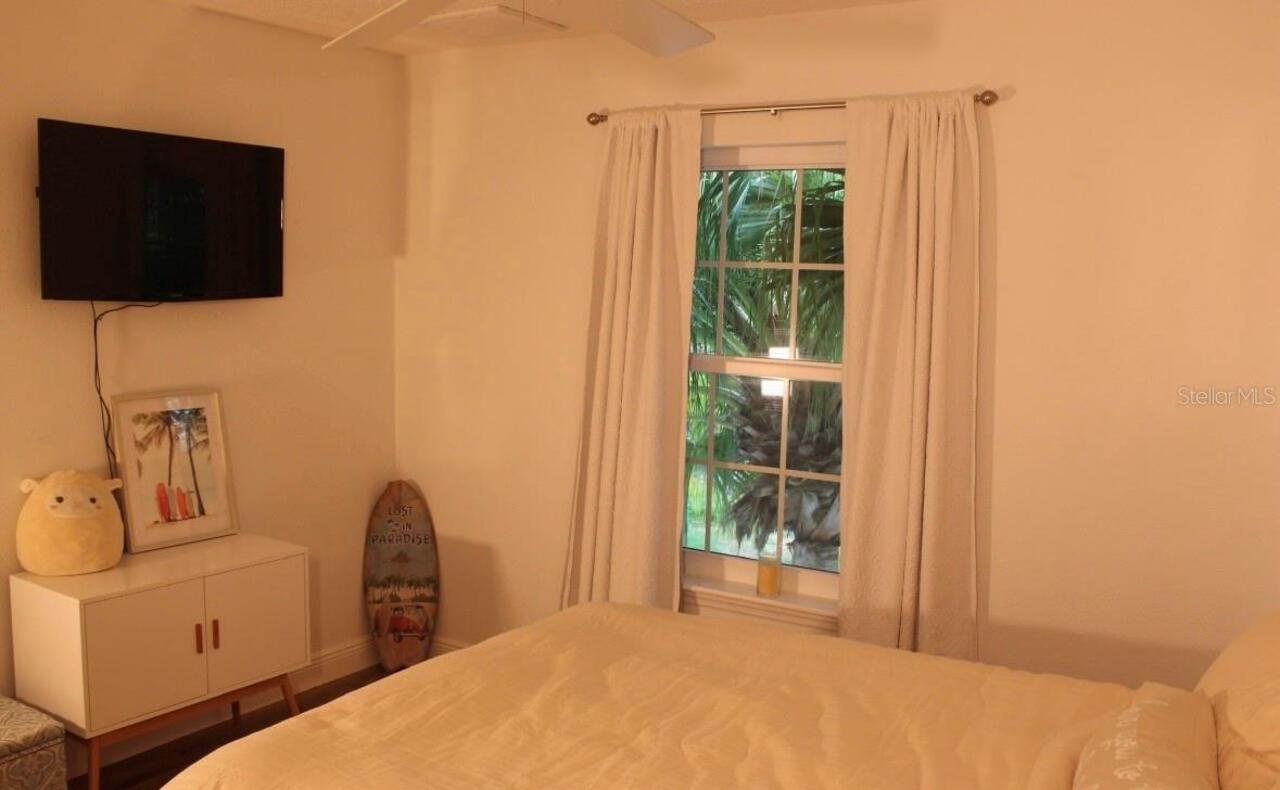 Listing Photo 22