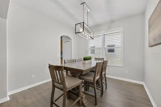 Listing Photo 9