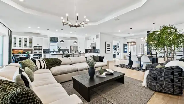 Listing Photo 10
