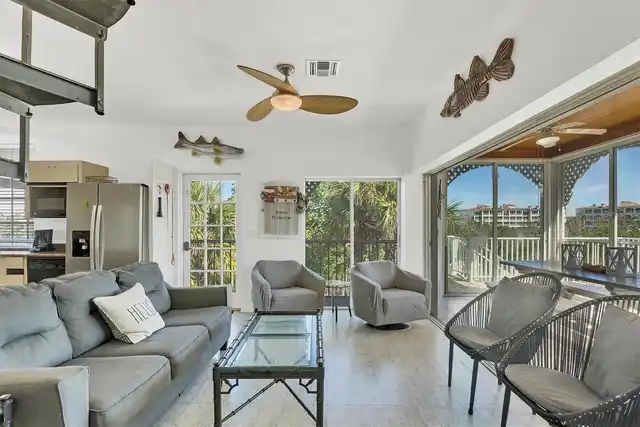 Listing Photo 18