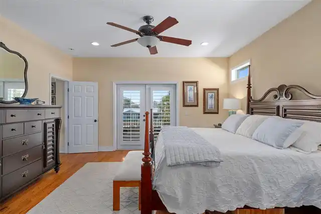 Listing Photo 22