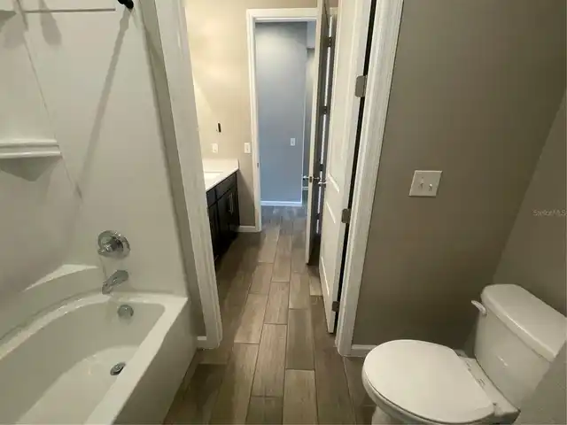 Listing Photo 19