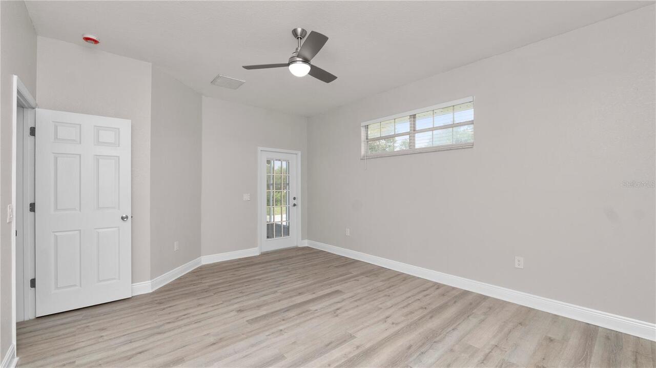 Listing Photo 23