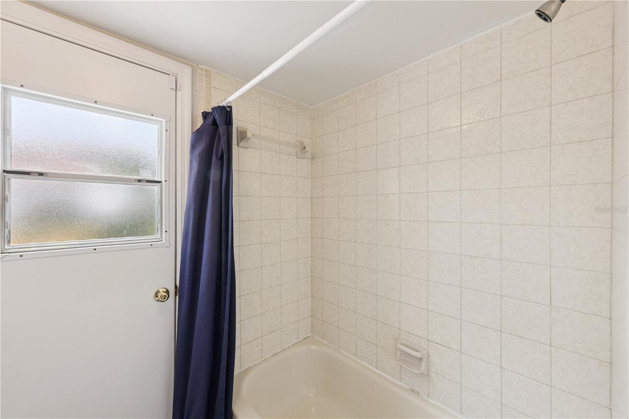 Listing Photo 33