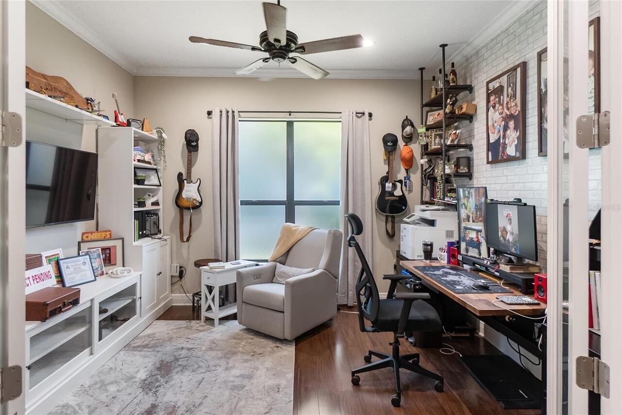 Listing Photo 8