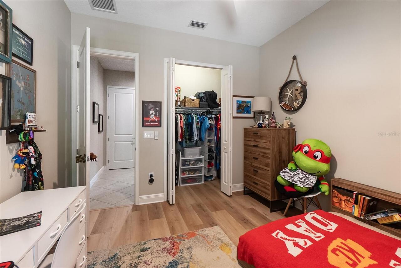 Listing Photo 15