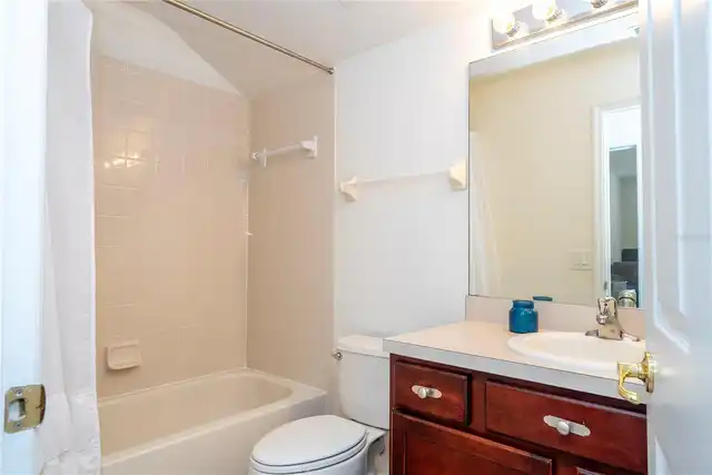 Listing Photo 43