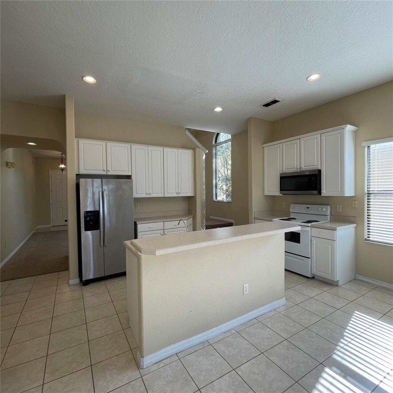 Listing Photo 10