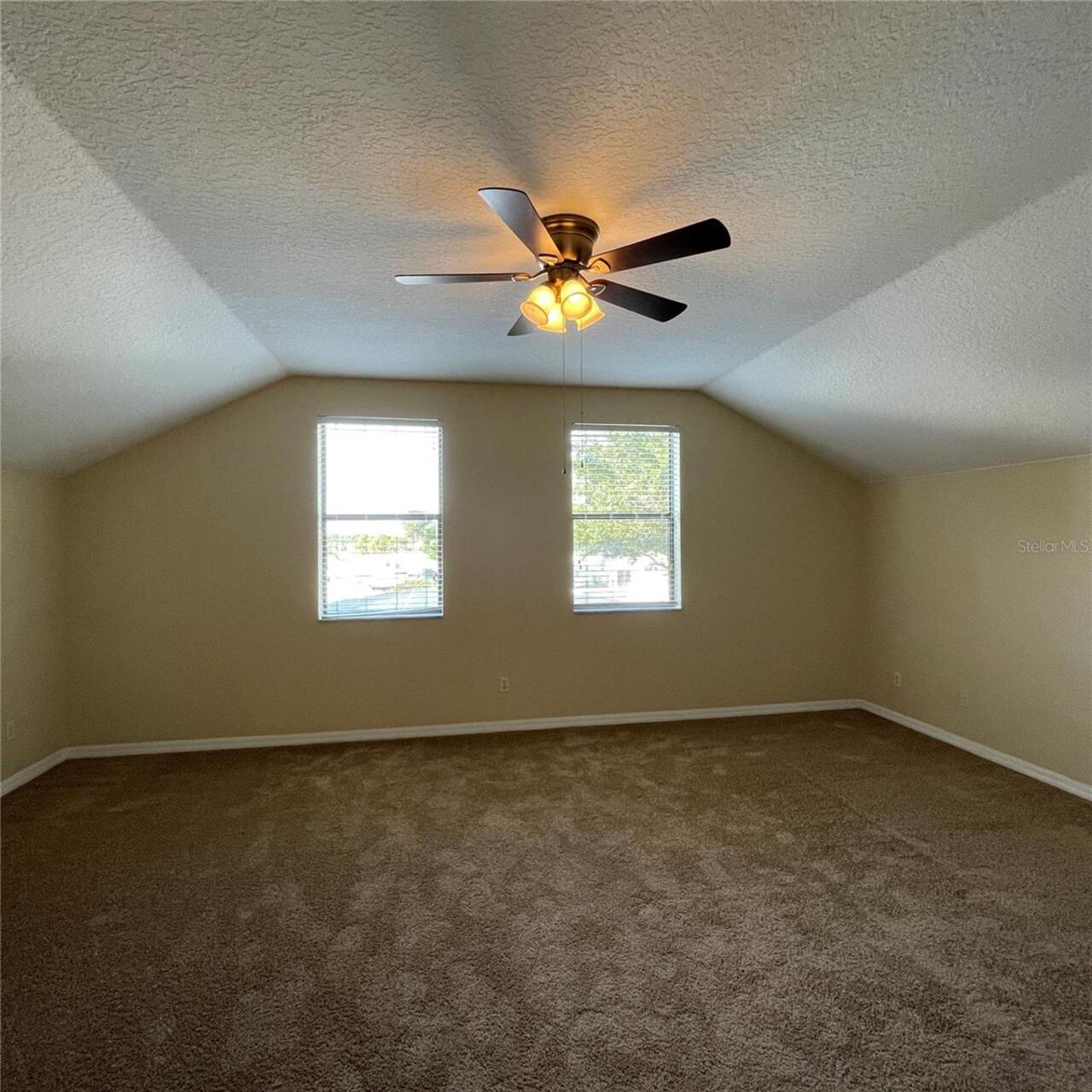 Listing Photo 34