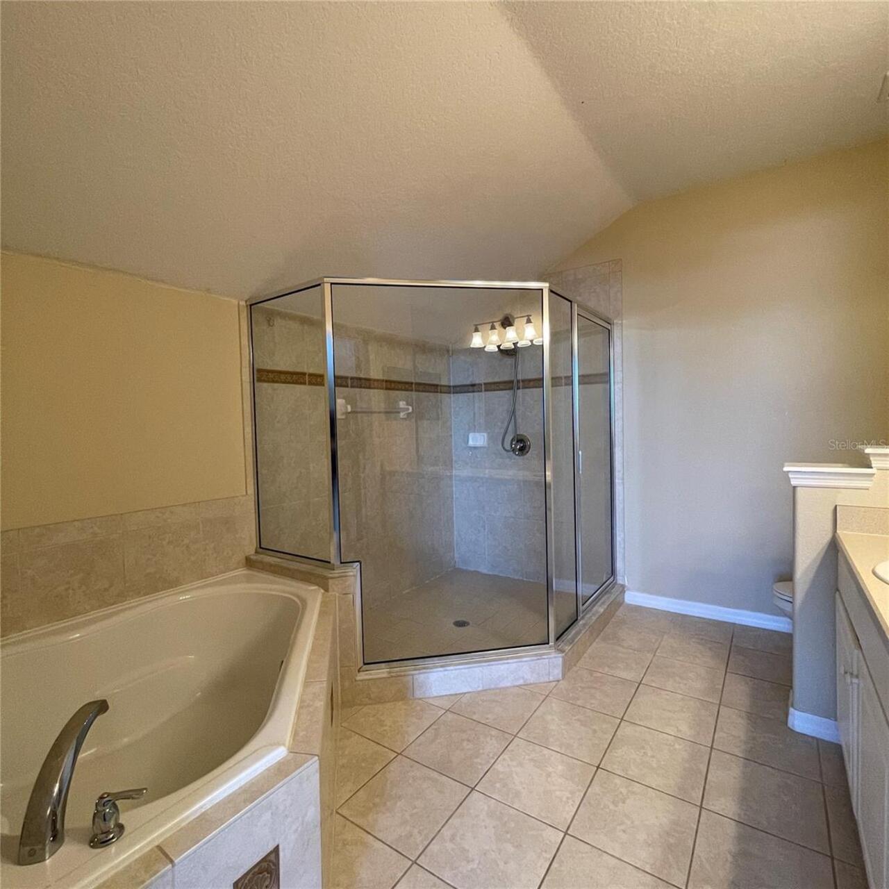Listing Photo 38