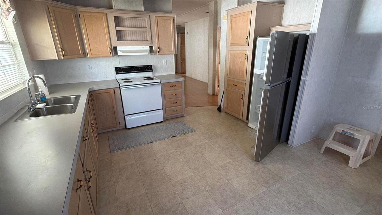 Listing Photo 6
