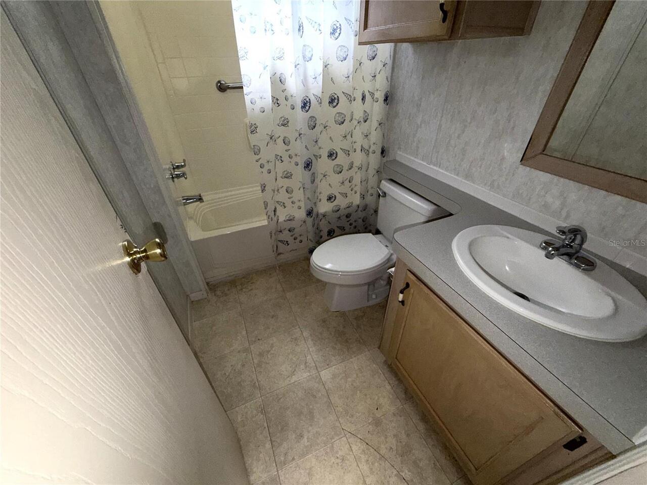 Listing Photo 14