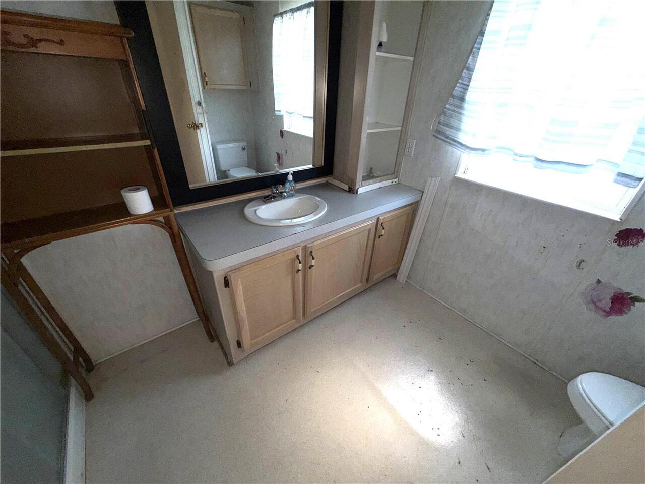 Listing Photo 16