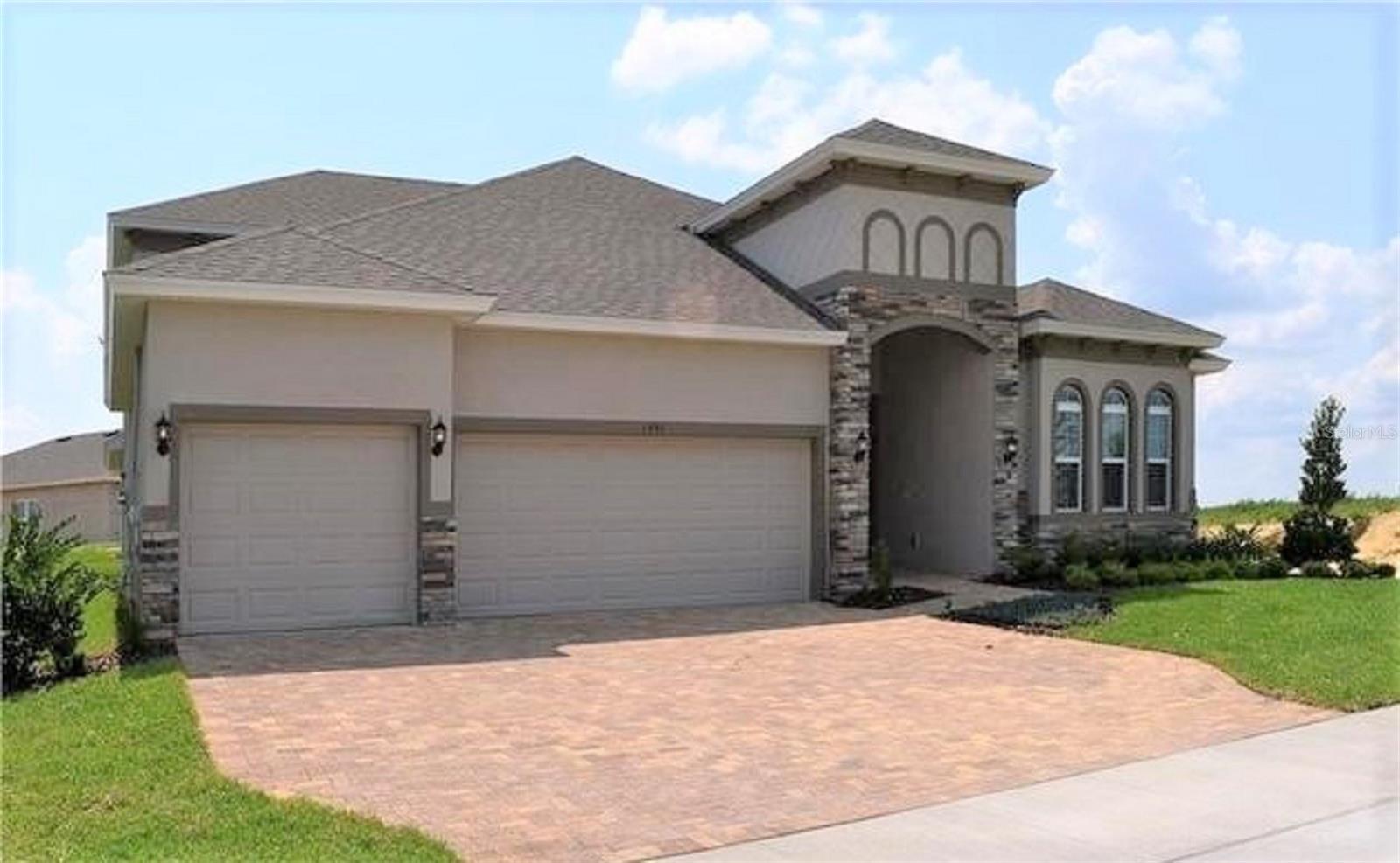 Minneola Real Estate