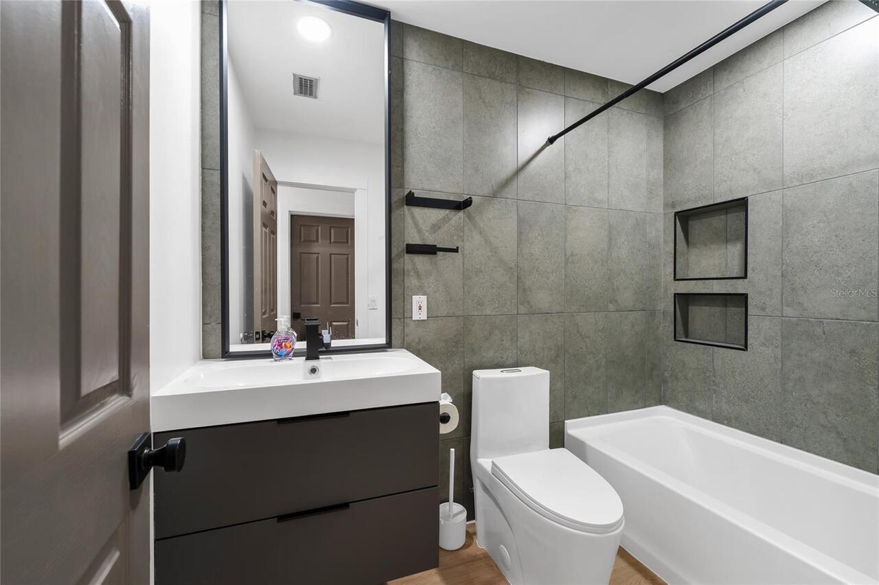 Listing Photo 23