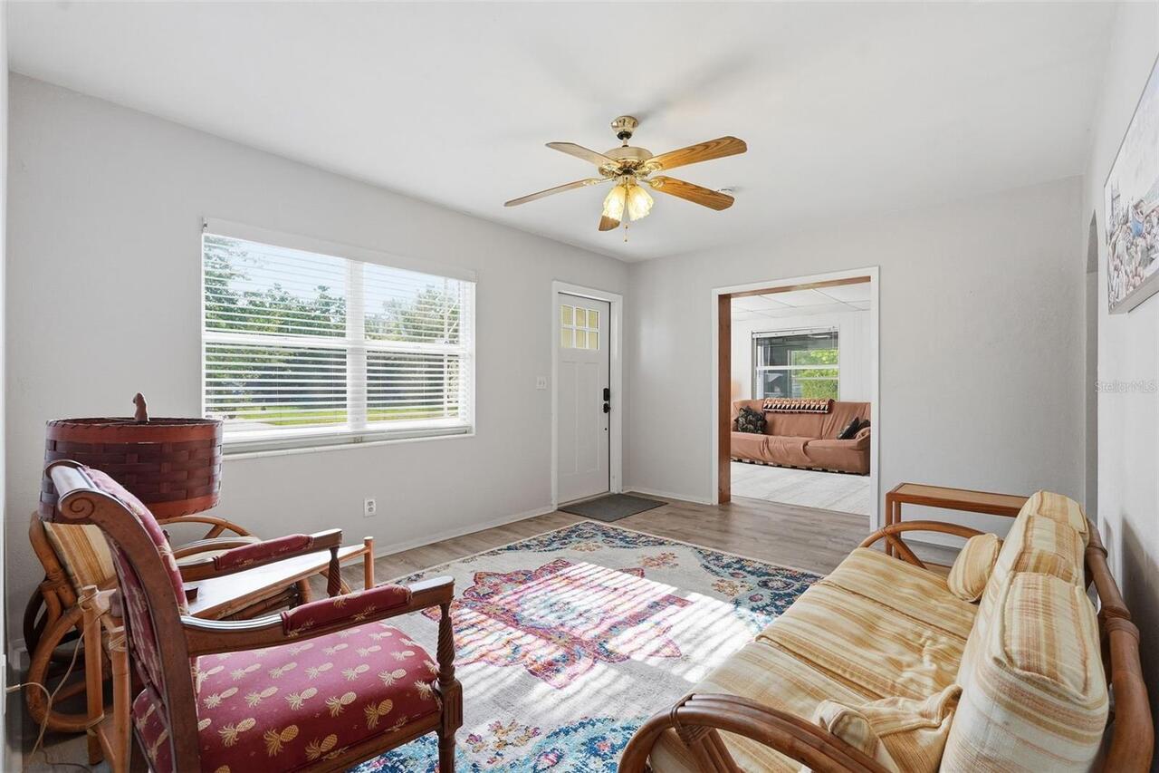 Listing Photo 6