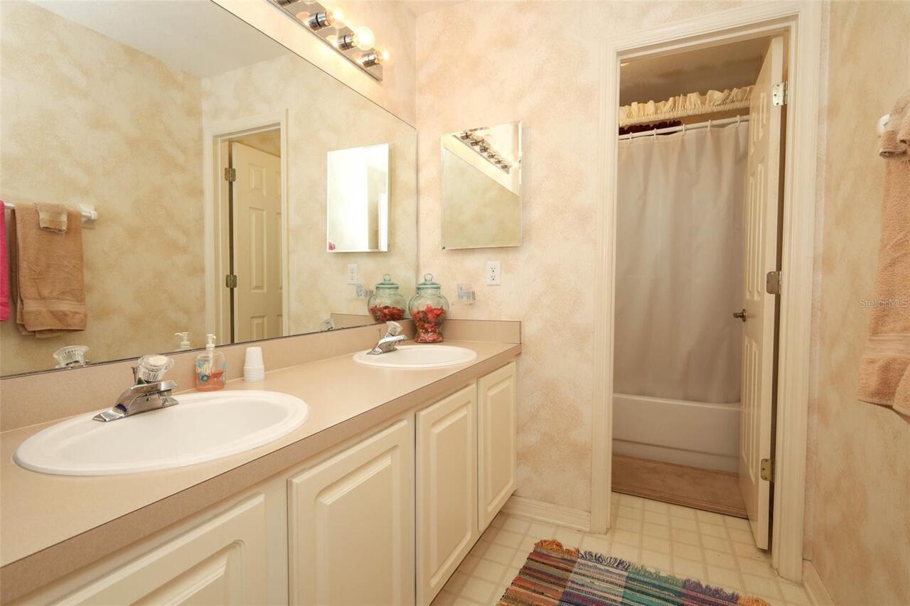 Listing Photo 37