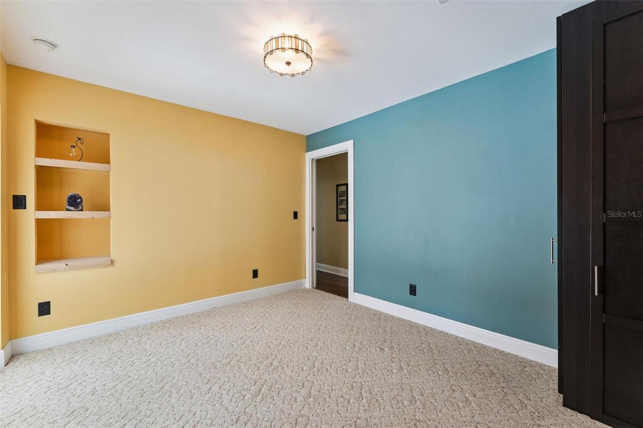 Listing Photo 25