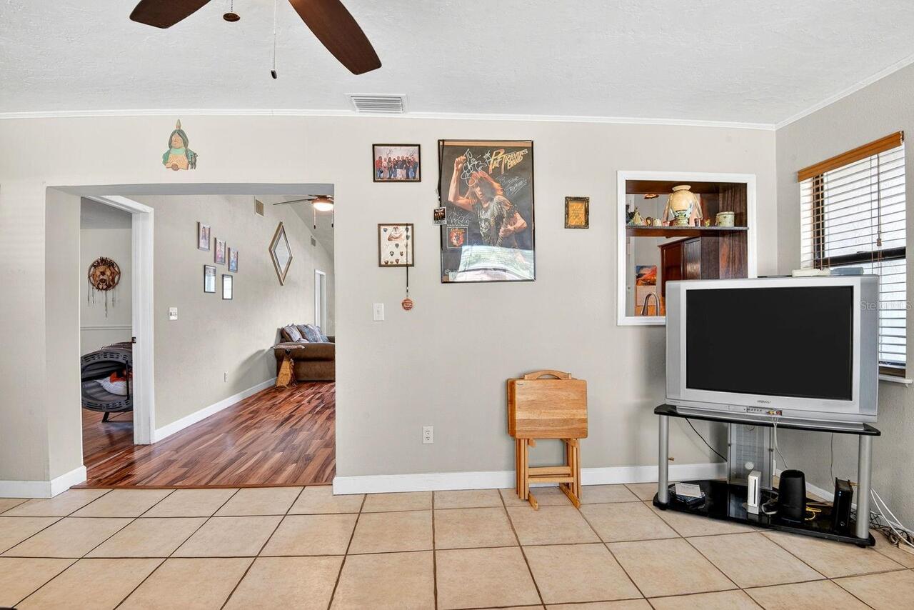Listing Photo 17