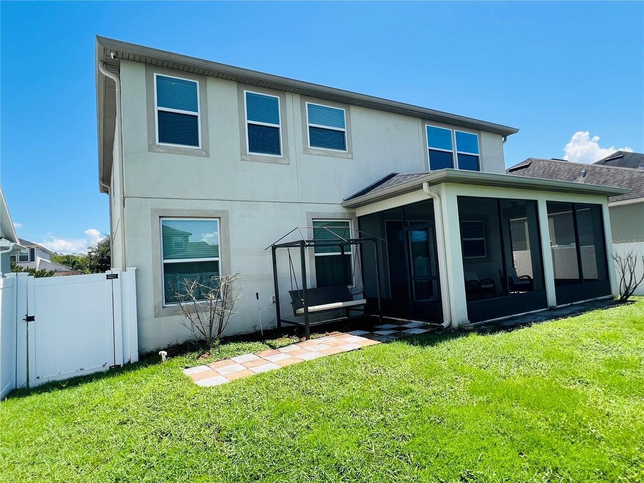 Listing Photo 5