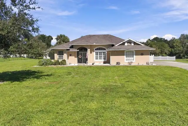 Listing Photo 41