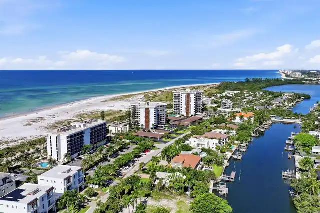 Sarasota Real Estate