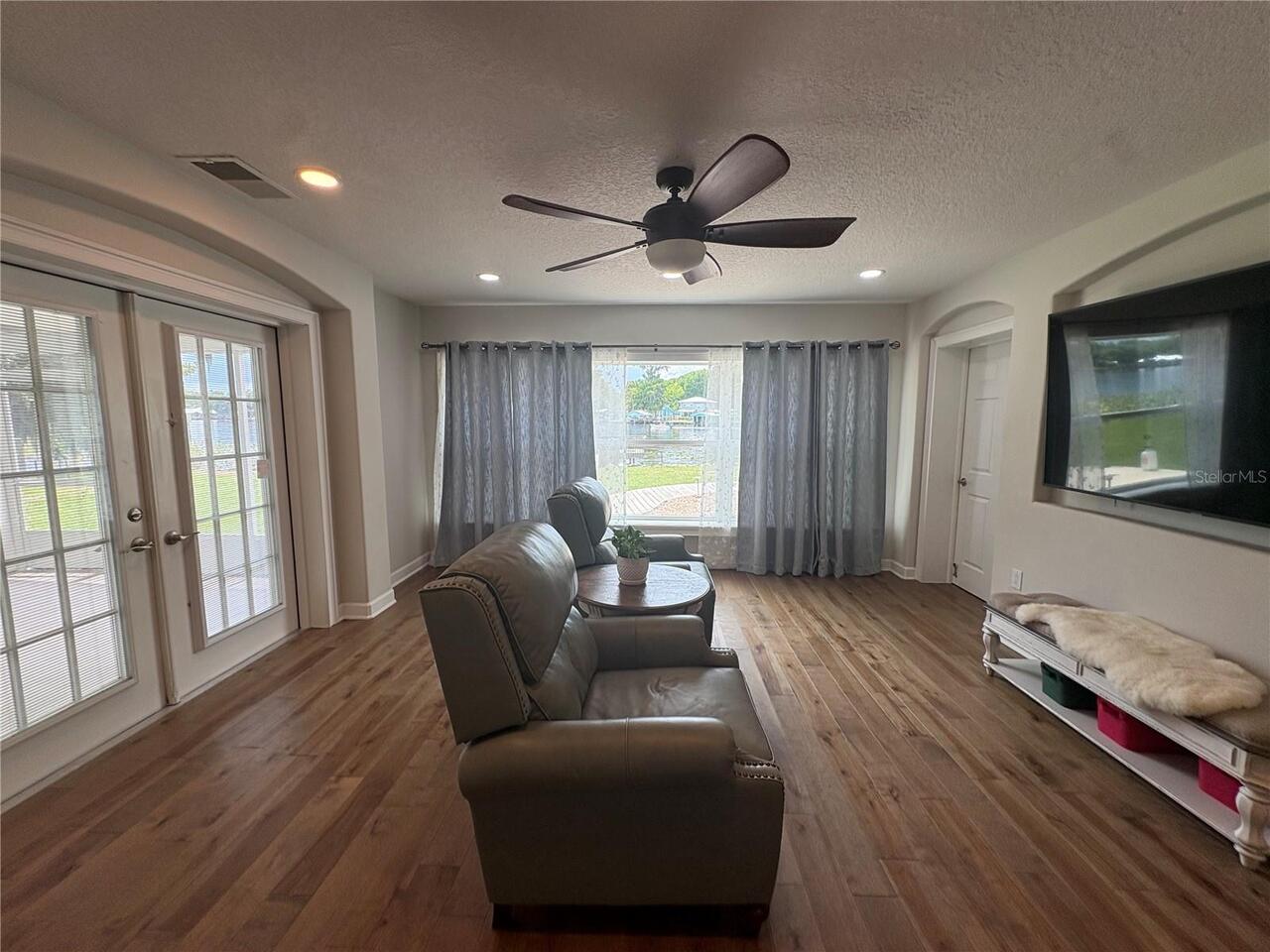 Listing Photo 13