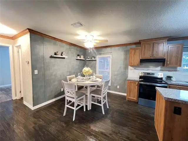 Listing Photo 20