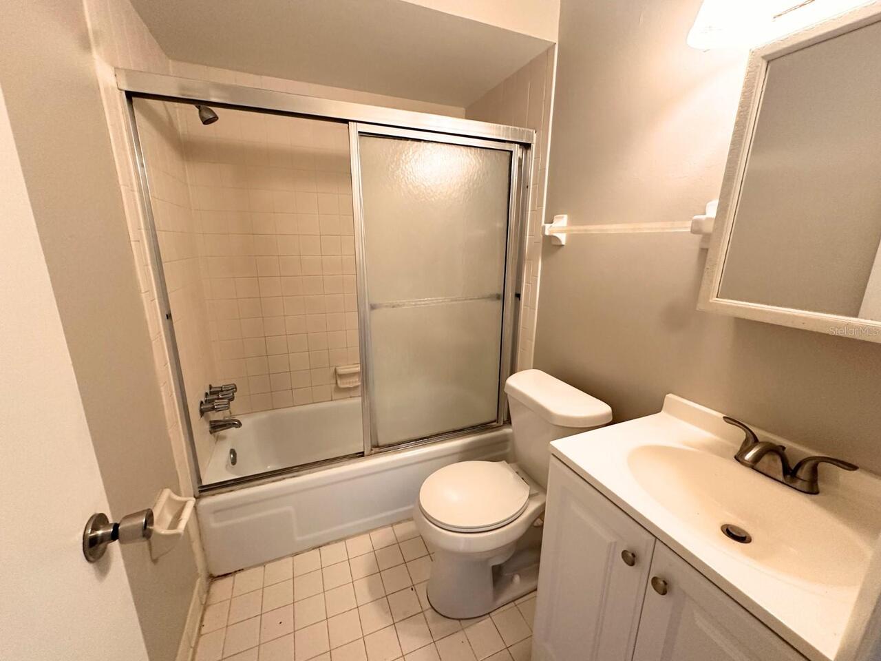 Listing Photo 12