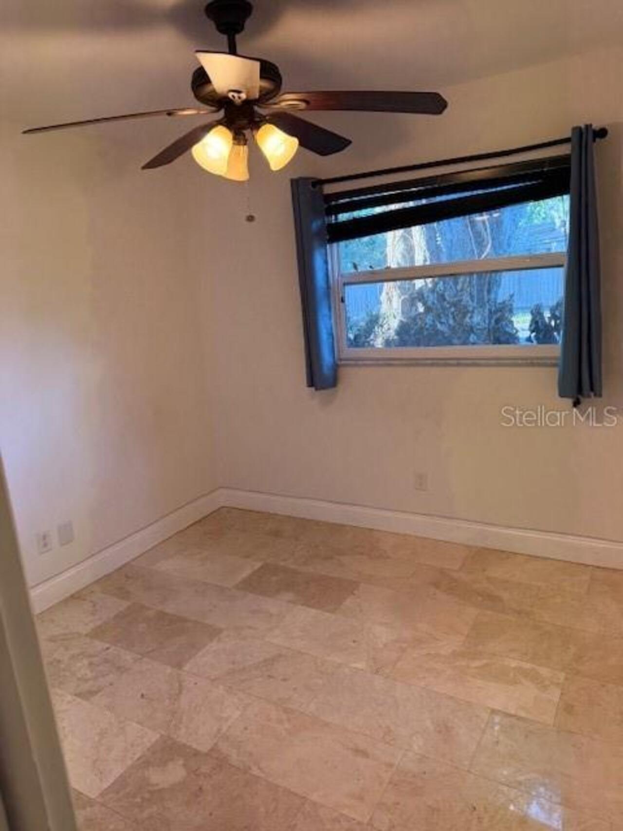 Listing Photo 7