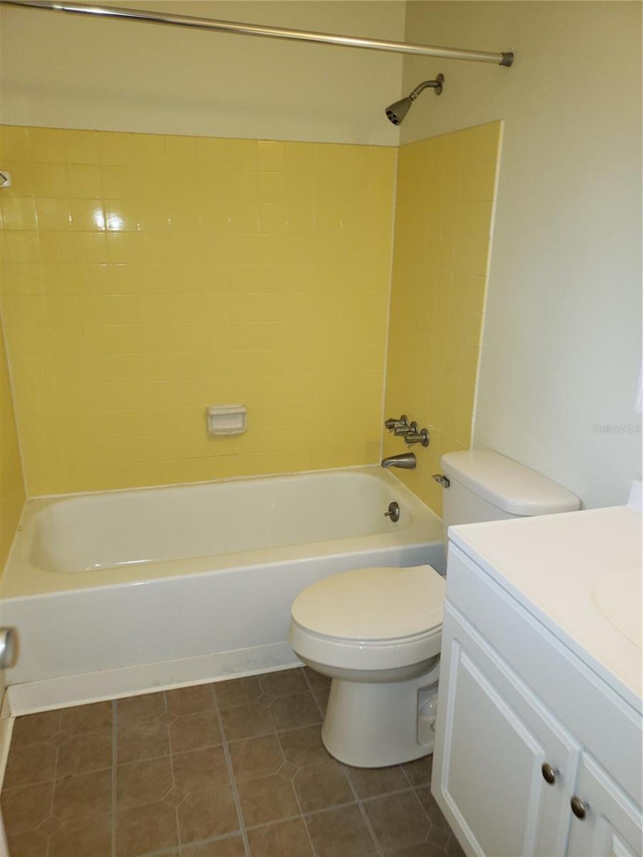 Listing Photo 9