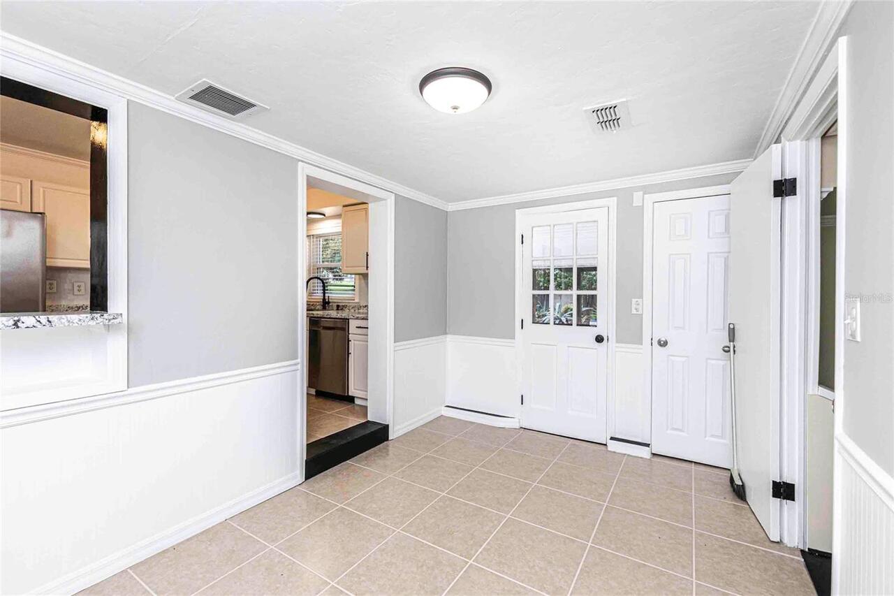 Listing Photo 9