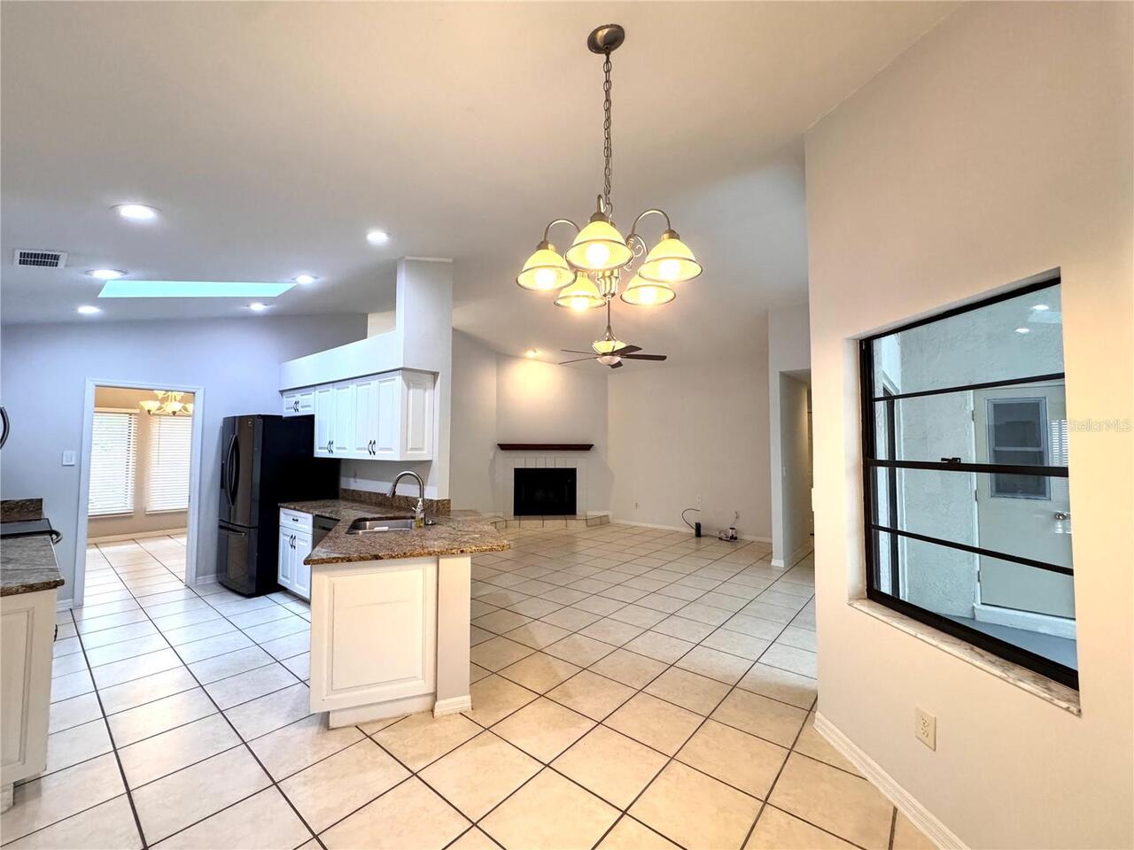Listing Photo 7