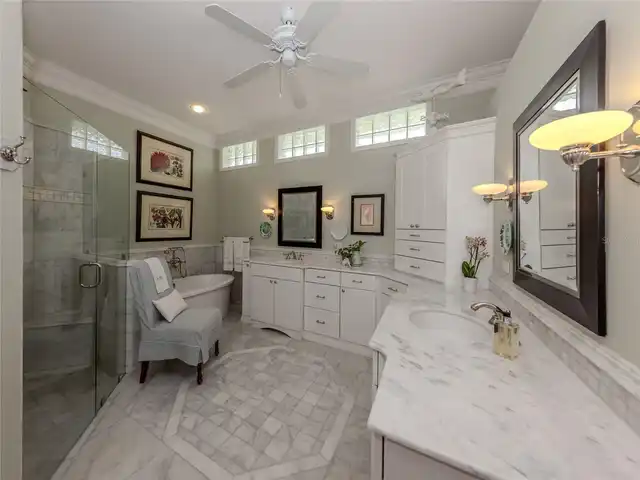 Listing Photo 22