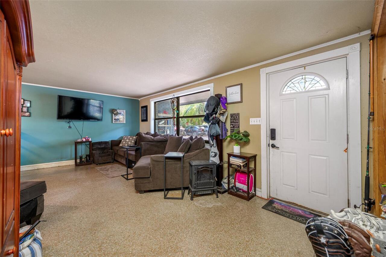 Listing Photo 15