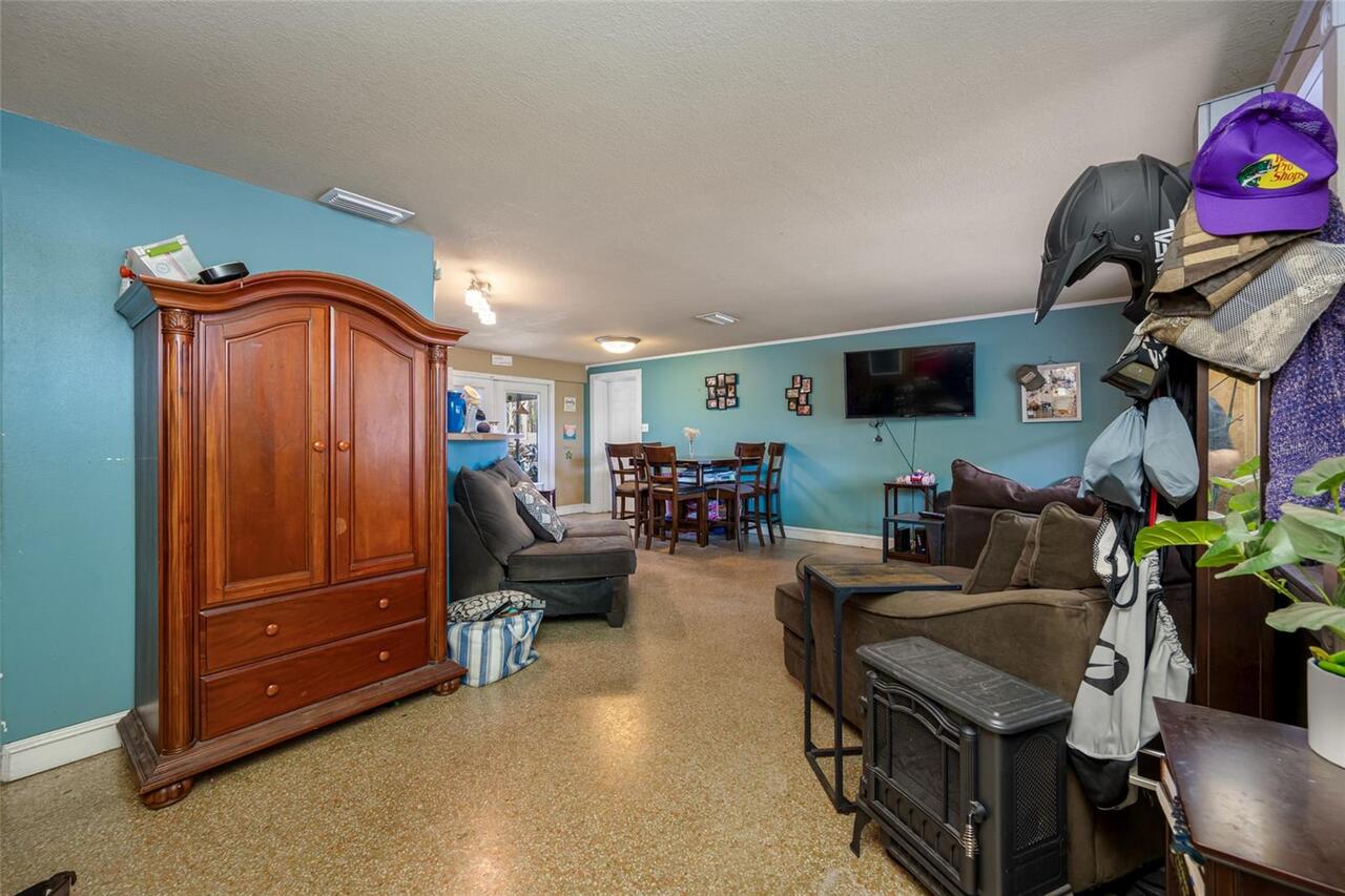 Listing Photo 16