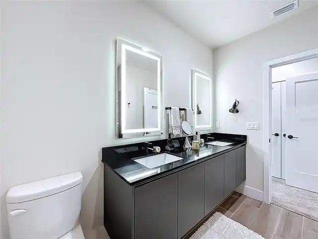 Listing Photo 23